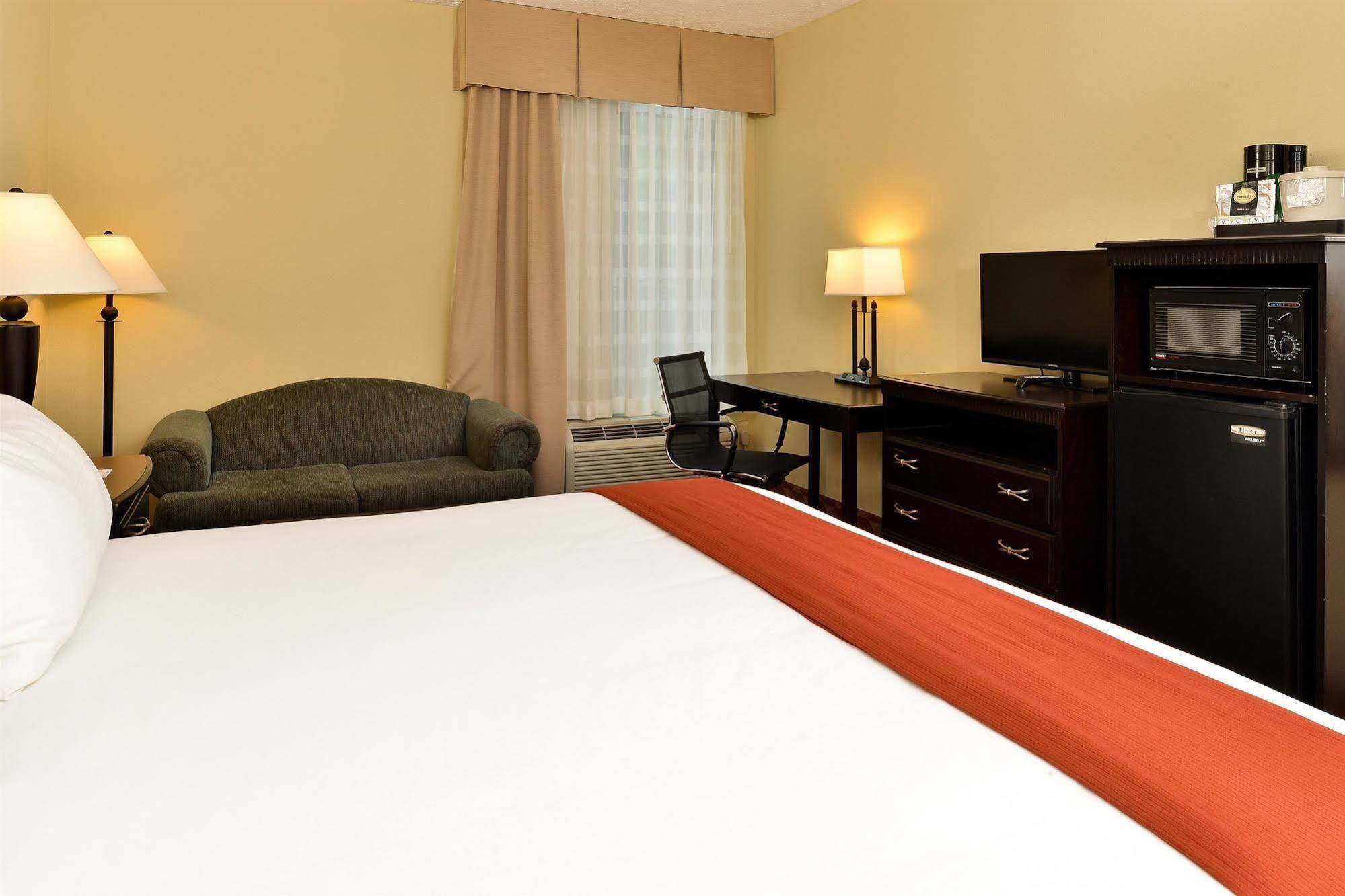 Americas Best Value West Point Eksteriør billede